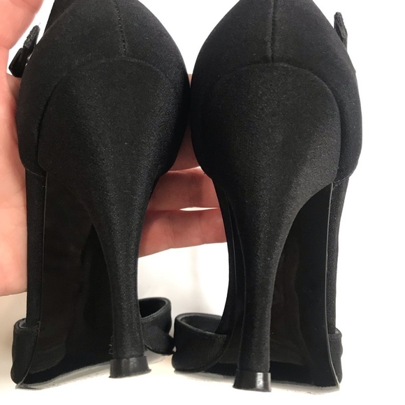 Stuart Weitzman Black Satin Peep Toe Heels Crystal Embellishment T-Strap Sz 5 - Picture 7 of 16